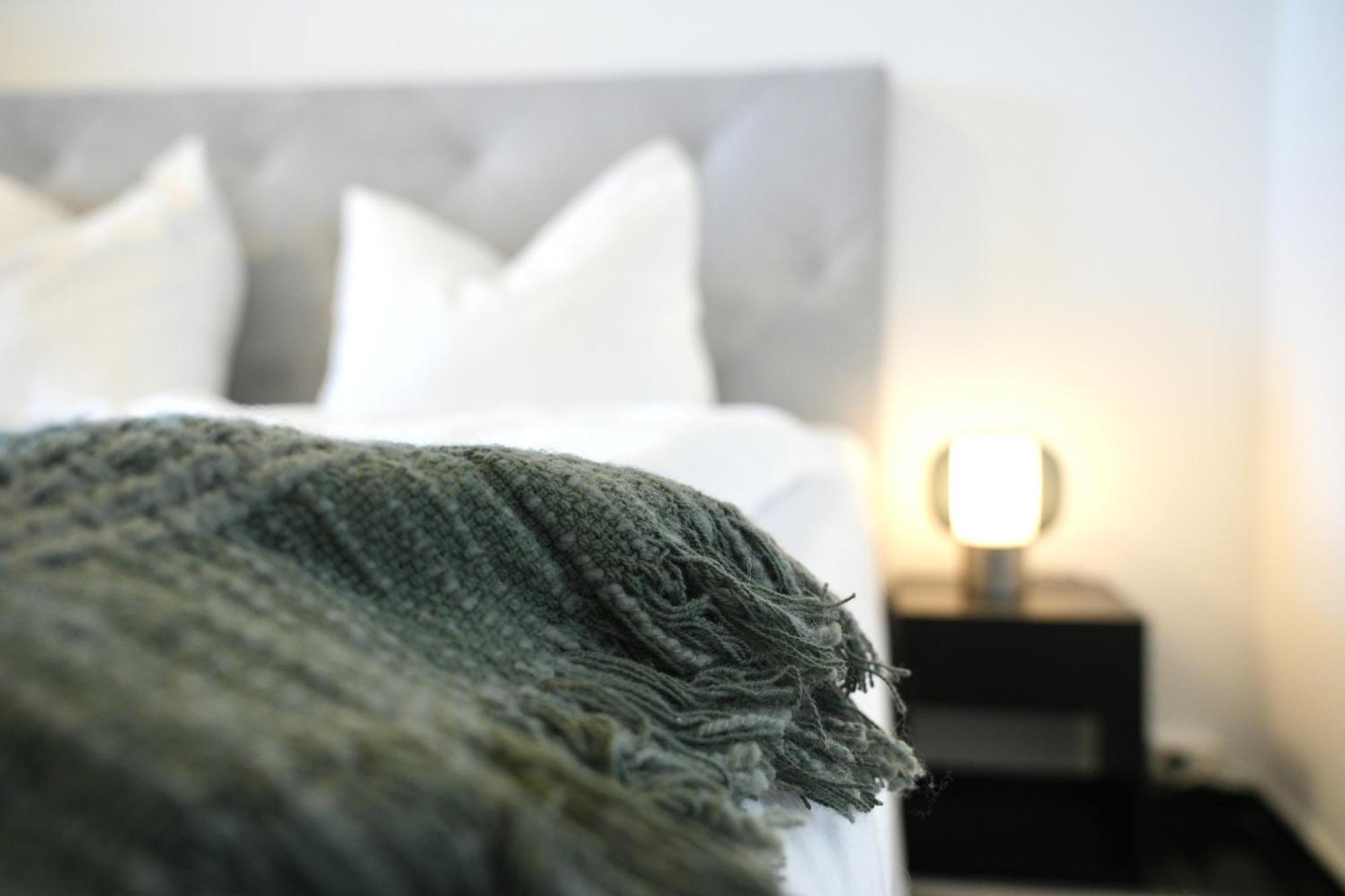 Exquisite 100qm An Der Spree Appartement Berlijn